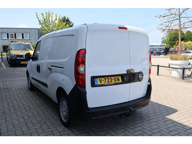 Opel Combo 1.6 CDTi L2H1 Edition 2019 Diesel 2
