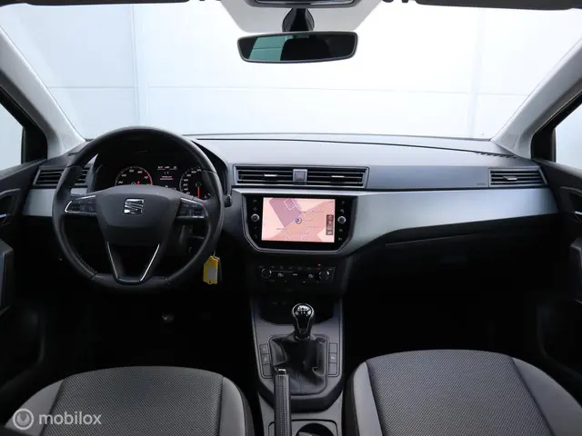 SEAT Ibiza 1.0 TSI Style Business Intense 2019 Benzine 17