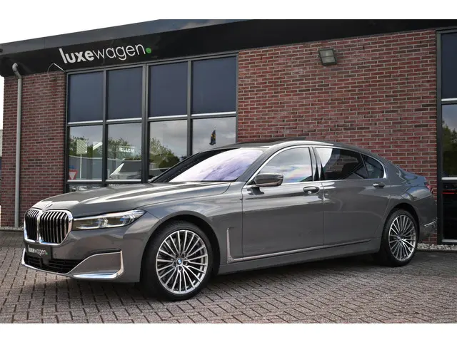BMW 7 Serie M760Li xDrive 2019 Benzine 63