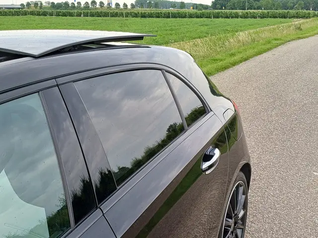 Mercedes-Benz A-Klasse 250 Premium Plus 2022 Benzine 14