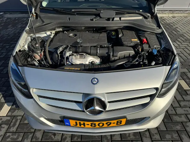 Mercedes-Benz B-Klasse 180 Ambition 2015 Benzine 15