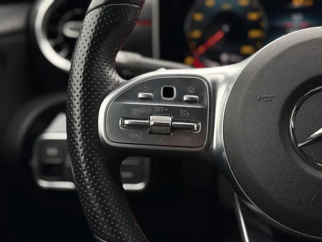 Mercedes-Benz A-Klasse 200 Aut. AMG Sport 2020 Benzine 18
