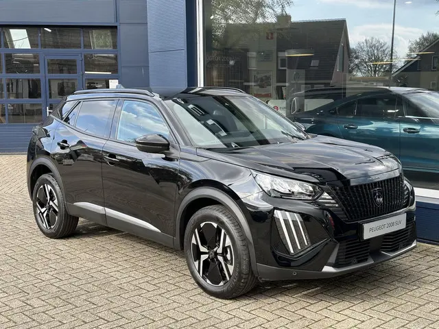 Peugeot 2008 1.2 Turbo 100 PK Allure 2024 Benzine 6
