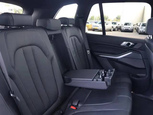 BMW X5 xDrive45e High Executive 2021 Hybride Benzine 17