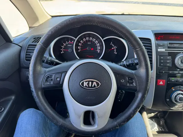 Kia Venga 1.4 CRDi Super Pack 2013 Diesel 7