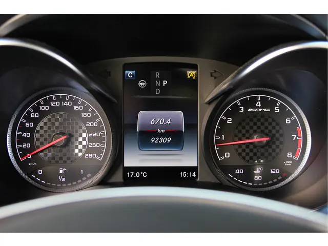 Mercedes-Benz GLC AMG 43 4MATIC 2017 Benzine 23