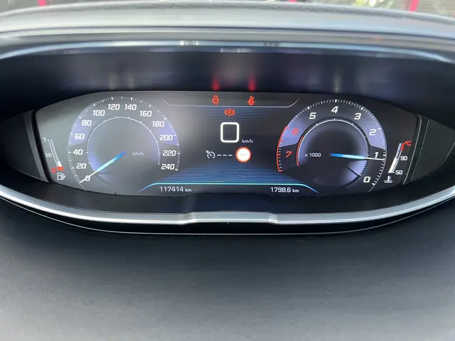 Peugeot 3008 1.2 PureTech Première 2016 Benzine 19