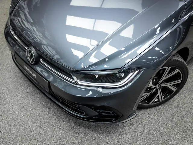 Volkswagen Polo 1.0 TSI R-Line Edition 2025 Benzine 6