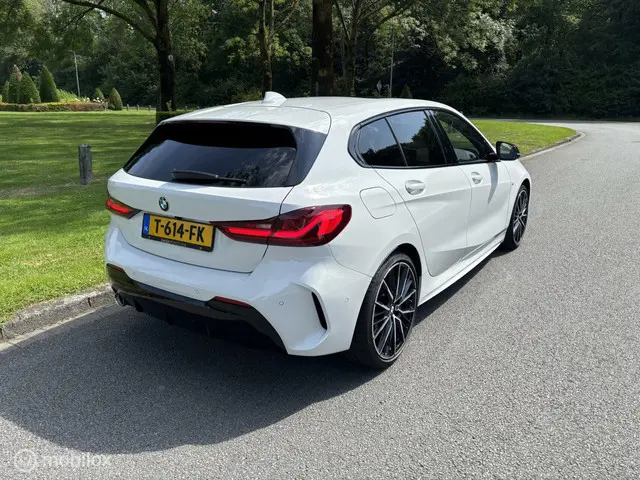 BMW 1 Serie 116i M Sport Shadow 2021 Benzine 8