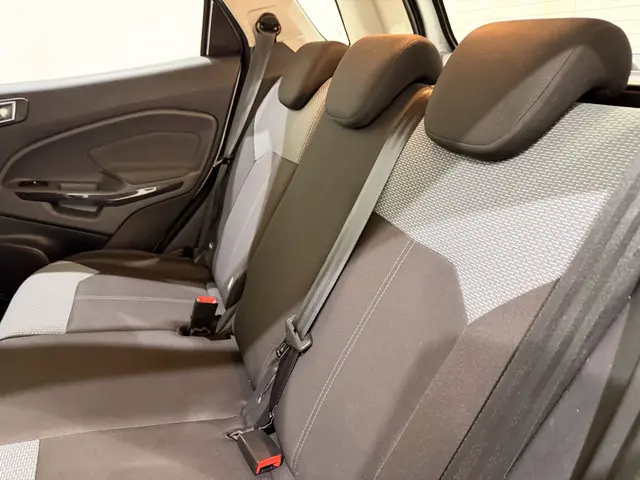 Ford EcoSport 1.0 Ecosport Titanium 2014 Benzine 28