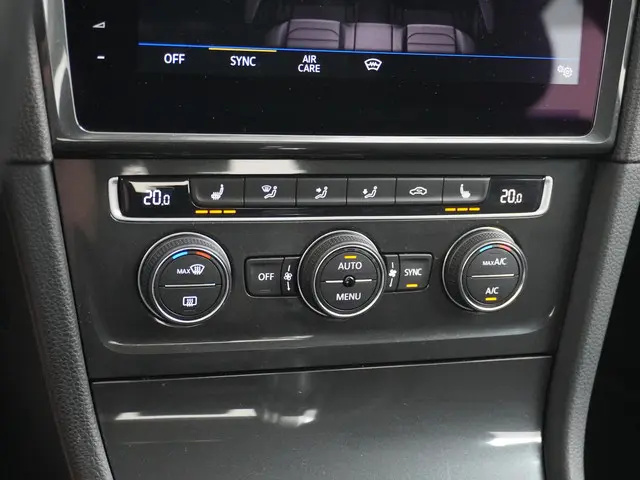 Volkswagen e-Golf e-Golf 2019 Elektrisch 37