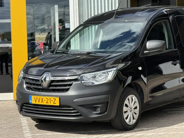 Renault Express 1.5 dCi 75 Comfort + 2023 Diesel 16
