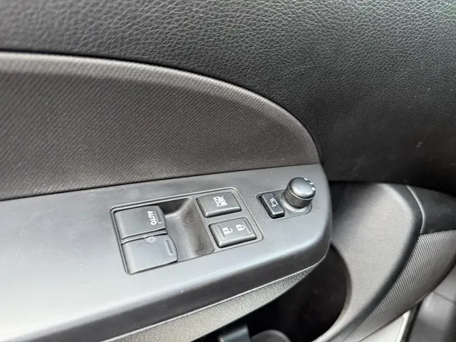 Suzuki Swift 1.6 Sport 2014 Benzine 14