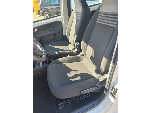 Volkswagen up! 1.0 2021 Benzine 16