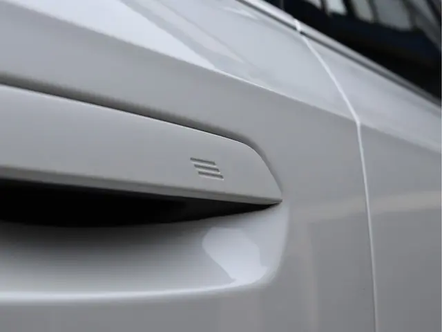 BMW X1 sDrive18i 2023 Benzine 13