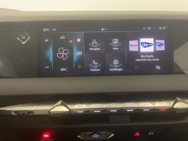 DS DS 4 1.2 PureTech Automaat Rivoli Cross 2023 Benzine 31