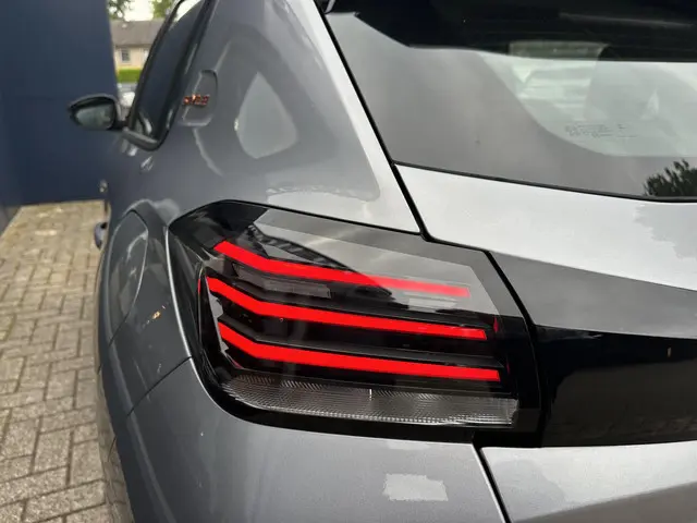 Peugeot 208 1.2 Style 2025 Benzine 37