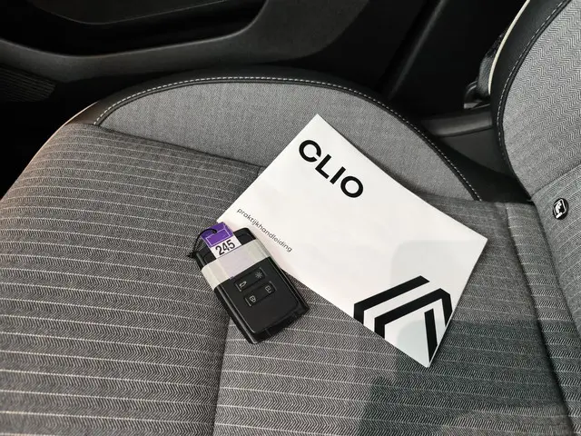 Renault Clio 1.0 TCe 90 GPF techno 2024 Benzine 14