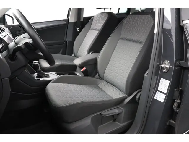 Volkswagen Tiguan 1.5 TSI 150pk DSG Life 2022 Benzine 9
