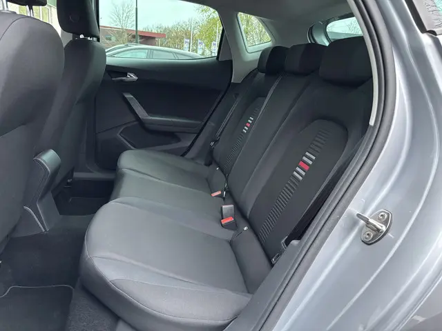 SEAT Ibiza 1.5 TSI EVO FR Intense 2019 Benzine 14