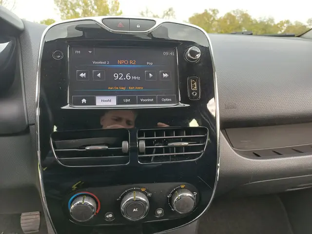 Renault Clio Estate 0.9 TCe Dynamique 2014 Benzine 30