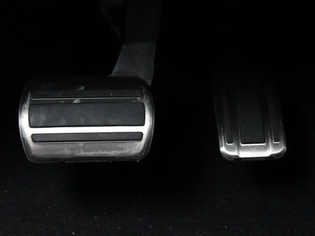 Peugeot 408 1.6 HYbrid 225 EAT8 GT 2025 Hybride Benzine 32