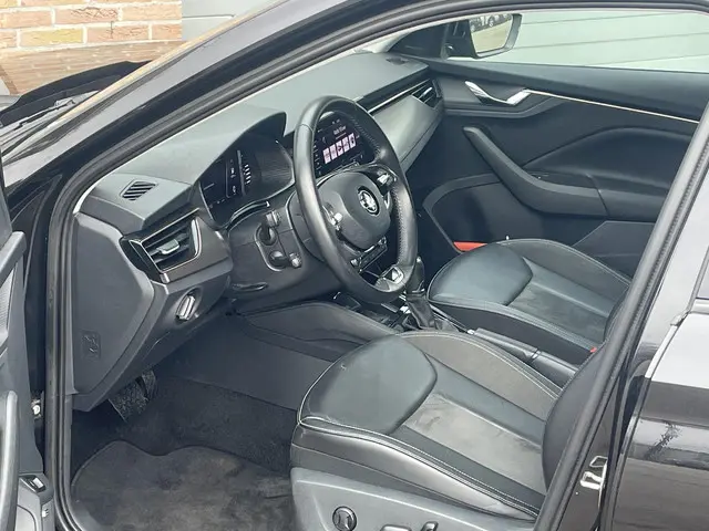 Škoda Kamiq 1.0 TSI Business Edition 2021 Benzine 9