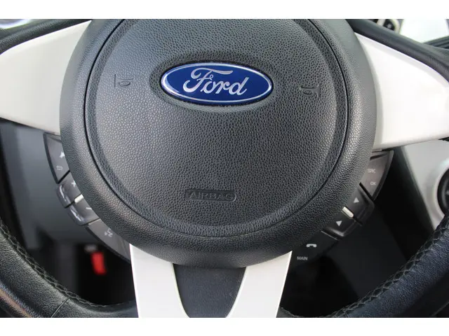 Ford Ka 1.2 Titanium X Pack / Chrome Pack 2015 Benzine 21