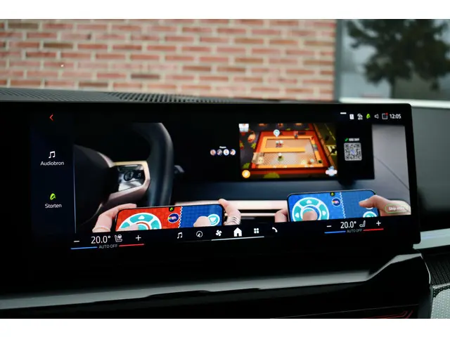 BMW 5 Serie Touring 520i M-Sport 2024 Benzine 69