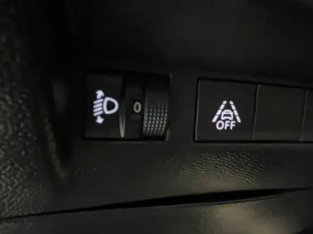 Peugeot 208 1.2 Turbo Allure 102 PK 2020 Benzine 18