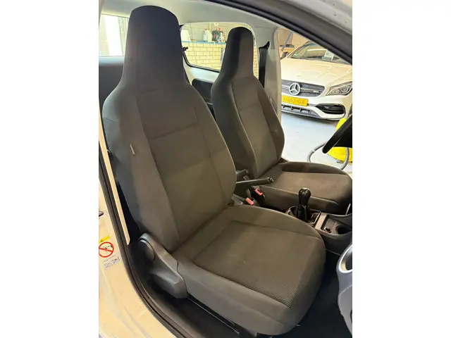 Volkswagen up! 1.0 take up! BlueMotion 2013 Benzine 23