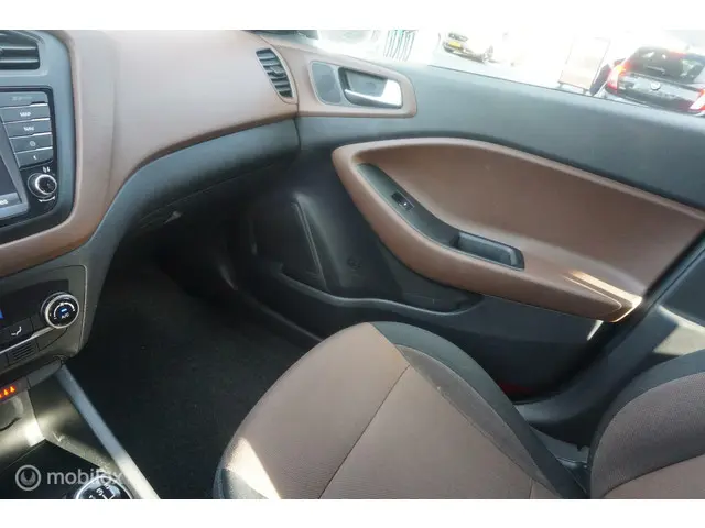 Hyundai i20 1.0 T-GDI Comfort 2018 Benzine 11