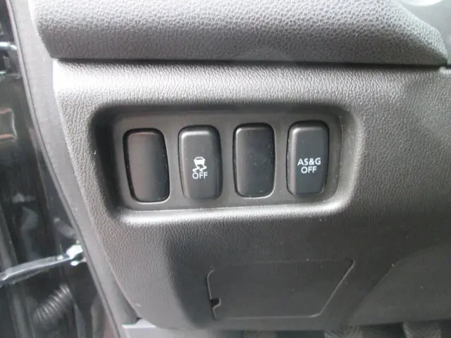 Mitsubishi ASX 1.6 Cleartec Invite 2014 Benzine 9