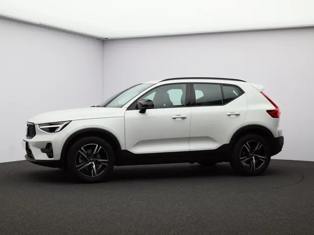 Volvo XC40 2.0 B4 Plus Dark 2024 Benzine 24