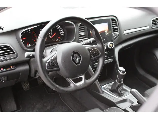 Renault Mégane Estate 1.0 TCe Zen 2021 Benzine 8