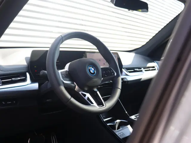BMW iX1 eDrive20 2025 Elektrisch 14