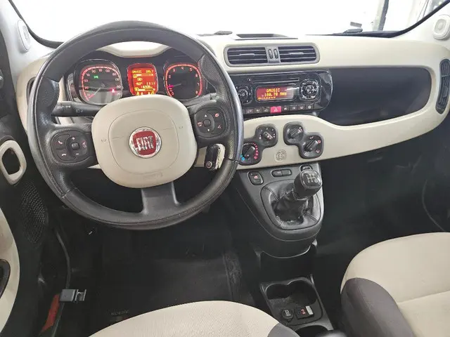 Fiat Panda 0.9 TwinAir Lounge/VELGEN/CITYSTUUR 2012 Benzine 7