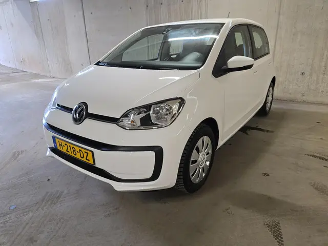 Volkswagen up! 1.0 BMT move up! 2020 Benzine 4