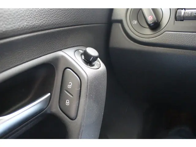 Volkswagen Polo 1.2 Easyline 2013 Benzine 11