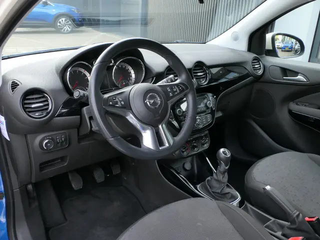 Opel ADAM 3