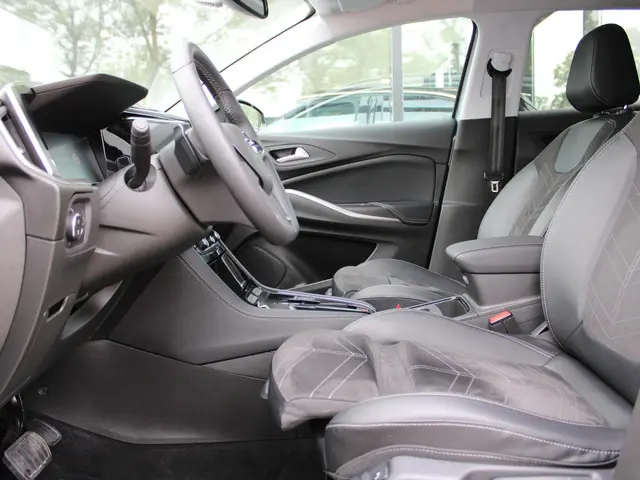 Opel Grandland 1.2 Turbo Ultimate 2024 Benzine 13