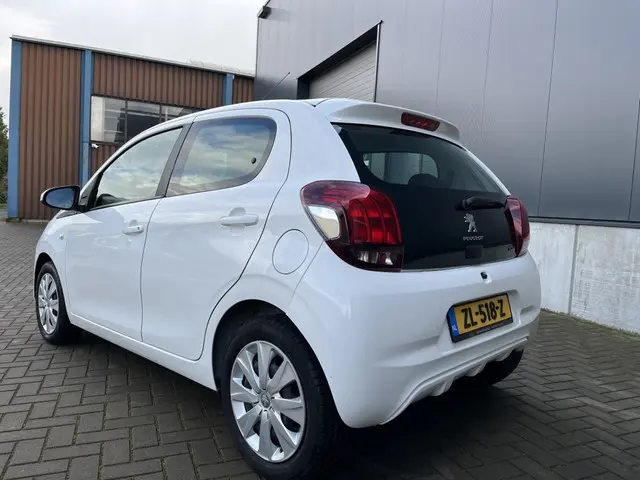 Peugeot 108 3