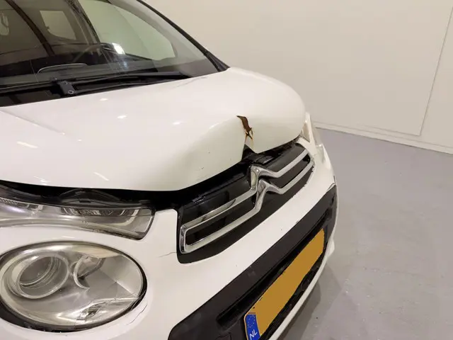 Citroën C1 HB 1.0 VTi 68 Style Navi 2015 Benzine 8