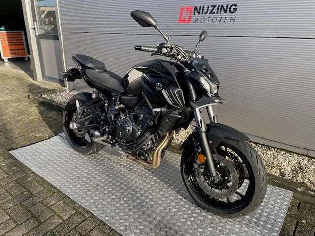 Yamaha MT 07 ABS 2021 Benzine 2