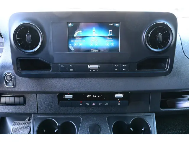Mercedes-Benz Sprinter 316 CDI L2H1 2019 Diesel 6