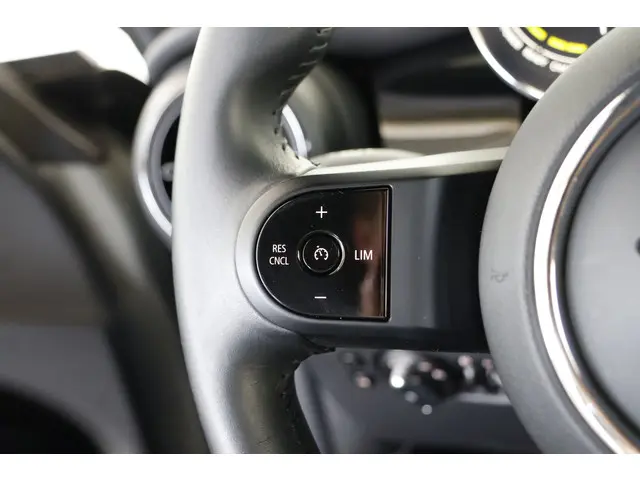 MINI Electric Mini MINI Electric 33 kWh 2022 Elektrisch 15