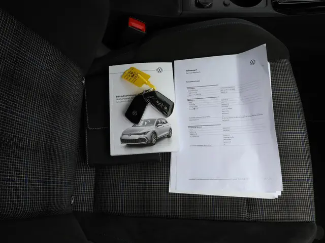 Volkswagen Golf GTE 2022 Hybride Benzine 19