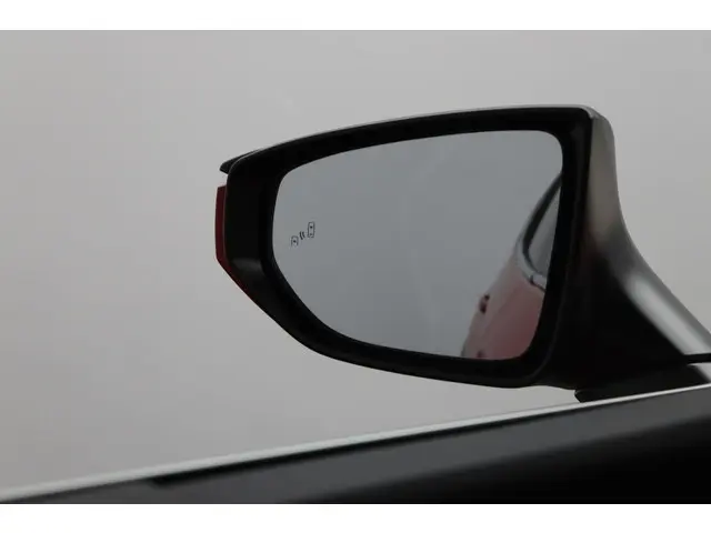 Lexus UX 300h F SPORT Design 2024 Hybride Benzine 38