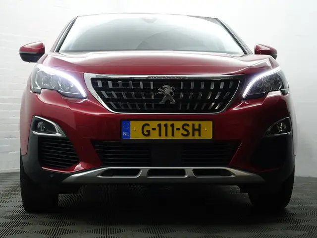 Peugeot 3008 1.2 PureTech GT Line Aut- 2020 Benzine 29