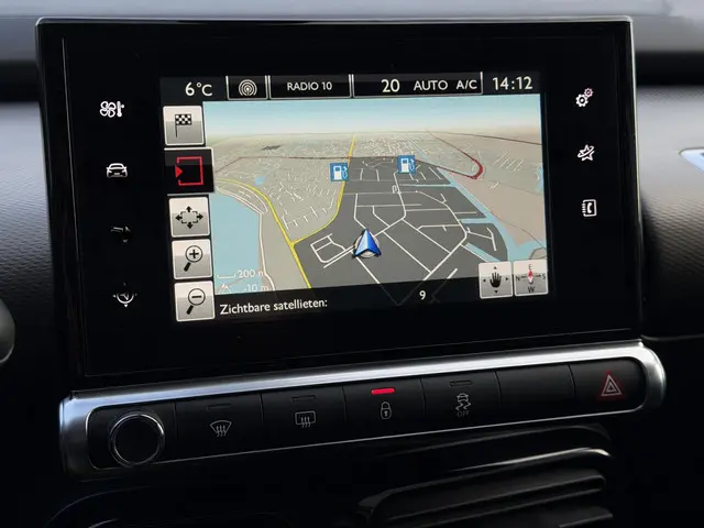 Citroën C4 Cactus 1.2 PureTech Shine 2016 Benzine 12